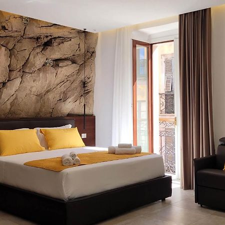 Palazzo Ferrucci Luxury Suites カリアリ エクステリア 写真