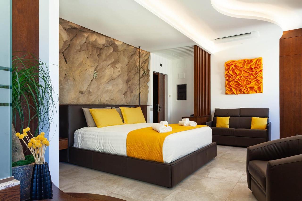 Palazzo Ferrucci Luxury Suites カリアリ エクステリア 写真