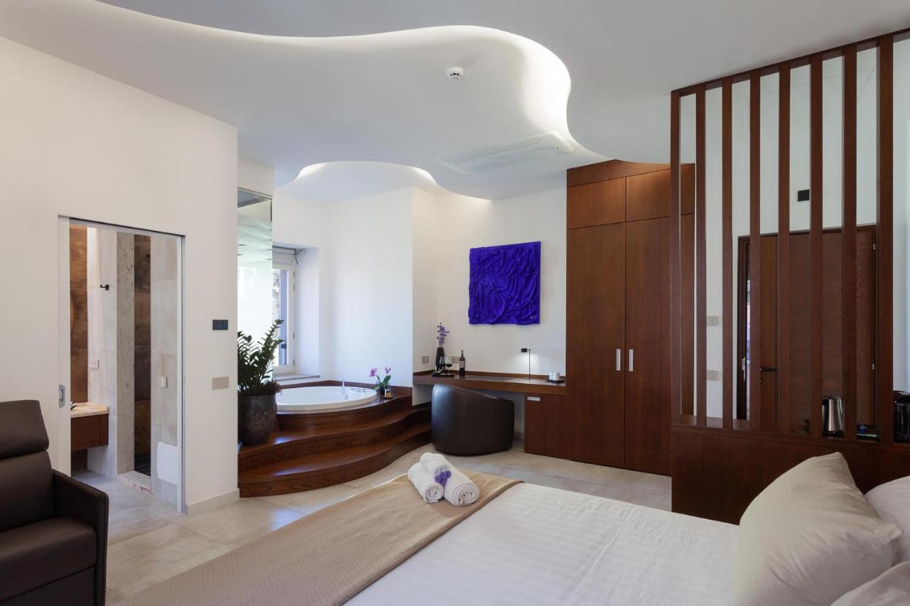 Palazzo Ferrucci Luxury Suites カリアリ エクステリア 写真