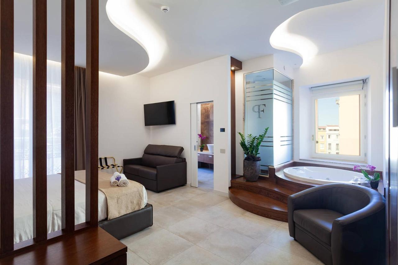 Palazzo Ferrucci Luxury Suites カリアリ エクステリア 写真